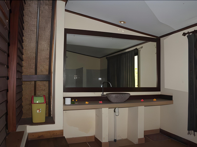 Bathroom 4, Balenta Bungalow, Lombok