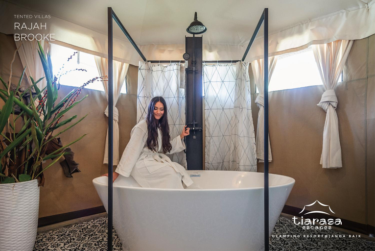 Bathroom 3, Tiarasa Escapes Glamping Resort, Bentong