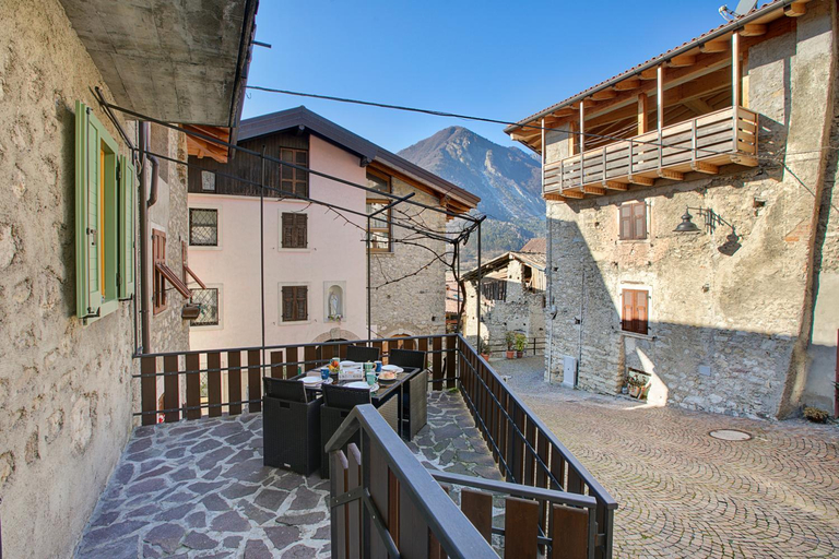 Balcony/terrace 2, Villa Pastoedo Apartments, Trento