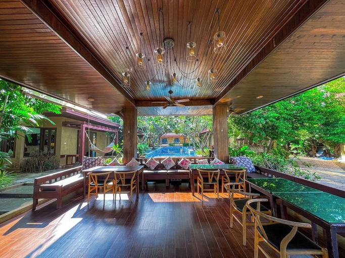 Food & Drinks, Chan Mai Hom Resort, Pran Buri