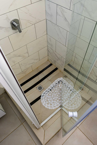 Bathroom 3, The Space Guesthouse Mondlo, Zululand