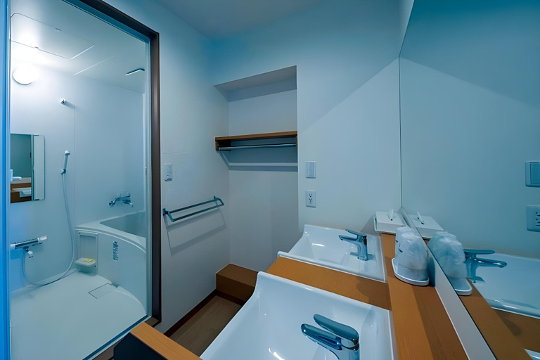 Bathroom 3, Hotel Apple Land, Hirakawa