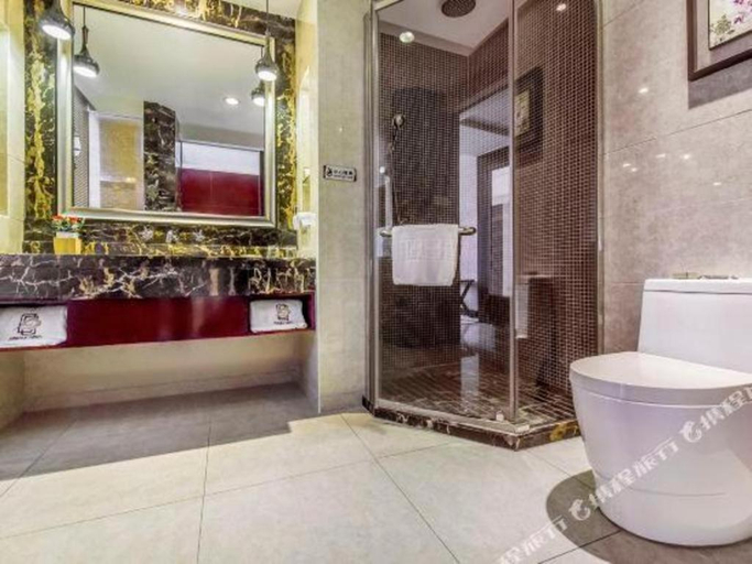 Bathroom 3, Boya Holiday Hotel, Guangzhou