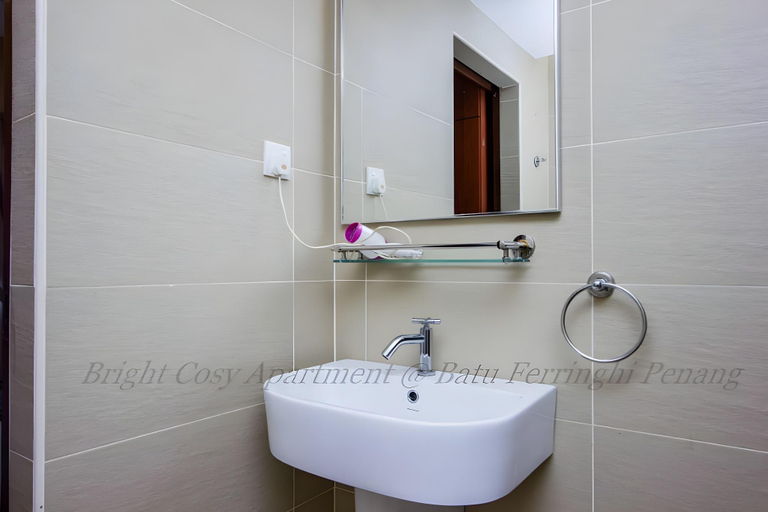 Bathroom 2, Beach Resort Batu Ferringhi 2BEDROOM  APARTMENT , Pulau Penang