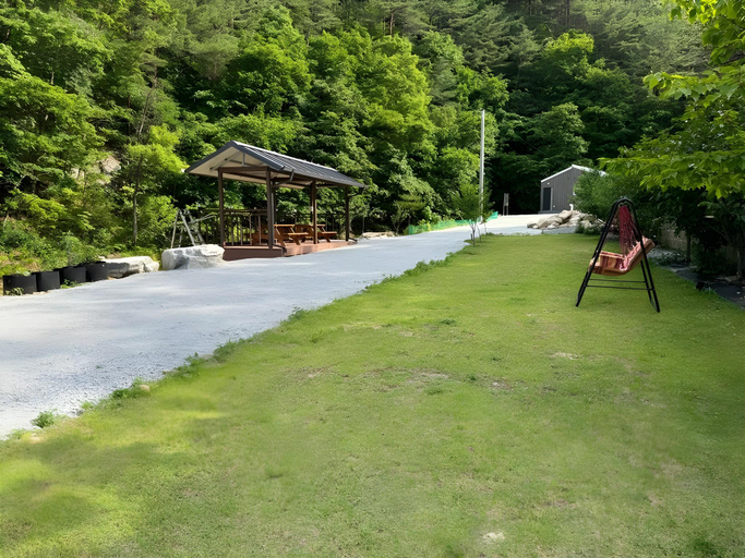Others 3, Yangyang Dalpaengi Pension, Yangyang