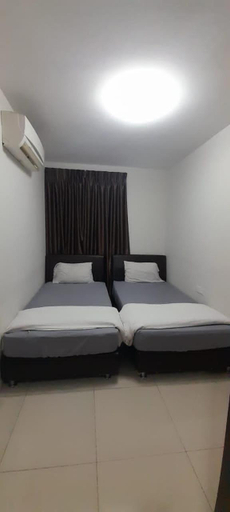 Bedroom 3, K. Riverfront apartment, Kinta