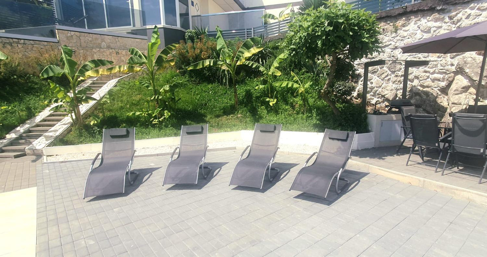 Others 5, Pool and Jacuzzi Luxury Apartments, Matulji