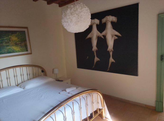 Others 5, B&B Sant'Antonio, Parma