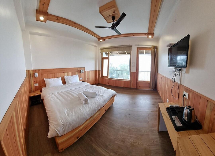 Bedroom, Dharamkot Inn, Kangra