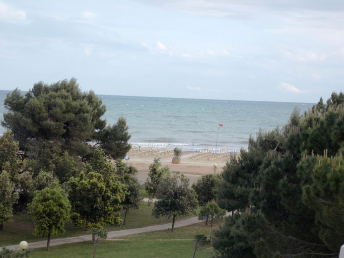 Beach 1, Oceanview apartment with two terraces, Venezia