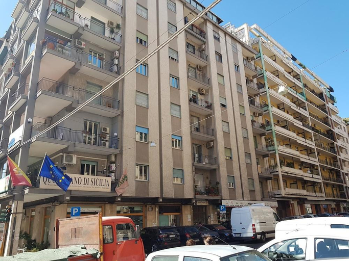Exterior & Views, Seaside & City, Catania