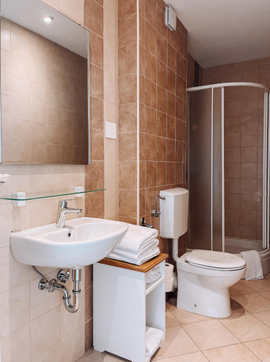 Bathroom 4, Adriana Zaton, Šibenik