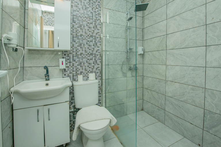 Bathroom 2, garden alis hotel, Fethiye