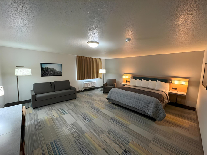 Bedroom 5, Bearcat Inn and Suites, Nodaway