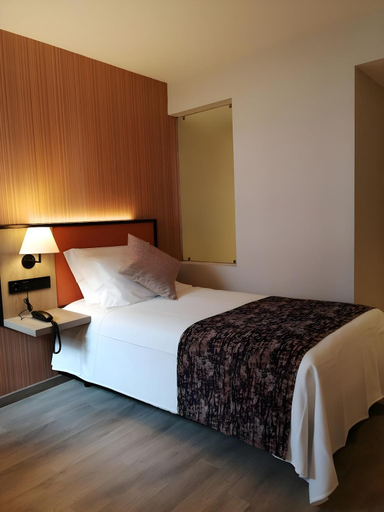 Bedroom 3, Hotel 3K Porto Aeroporto, Maia