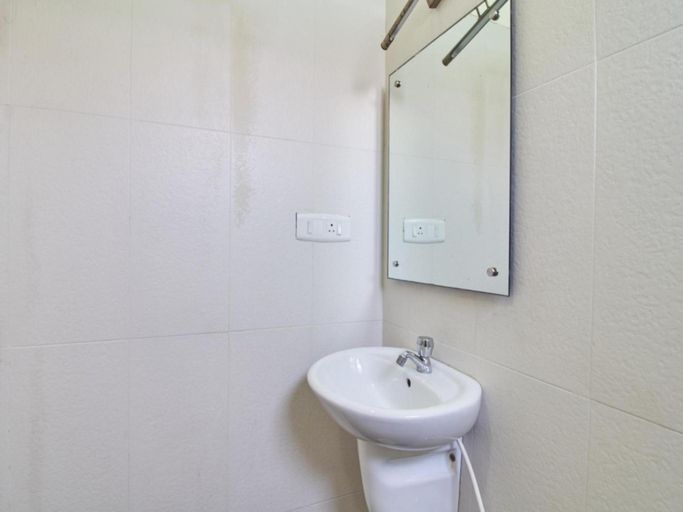 Bathroom 2, Palmshore Residency, Chennai