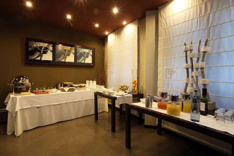 Food & Drinks 5, HOTEL EL Alboroque, Huesca