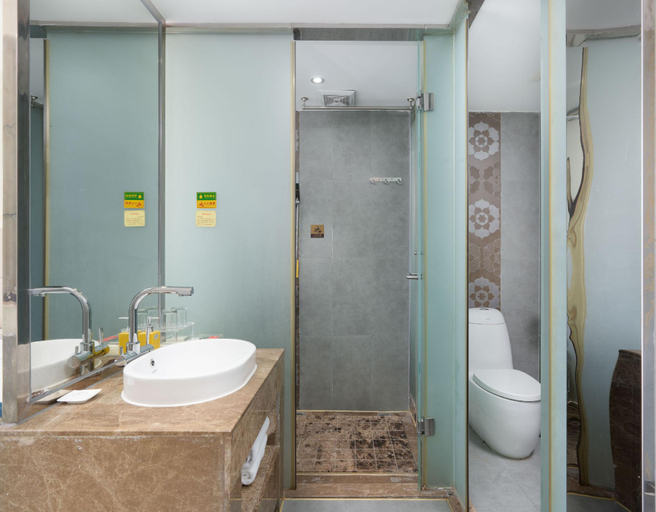 Bathroom 4, Guilin Jinshuiwan International Hotel, Guilin