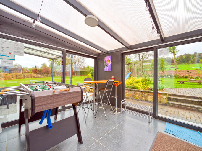Food & Drinks, Holiday Home with Garden, Liège