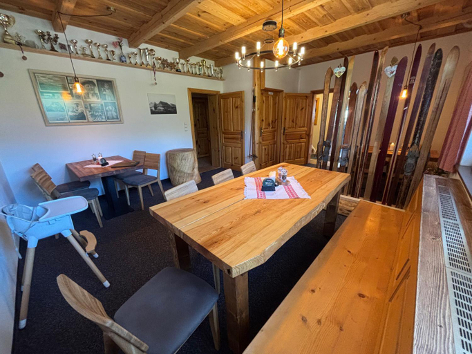 Food & Drinks 4, Penzion TATRY Restaurant GORAL, Poprad