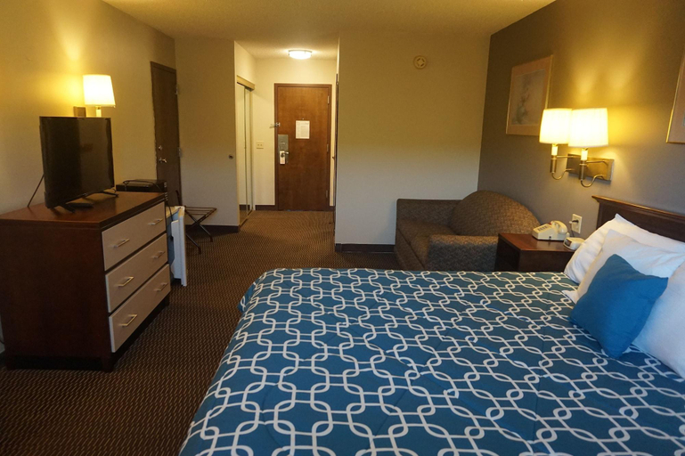Bedroom 4, Bellevue Hotel & Suites, Huron
