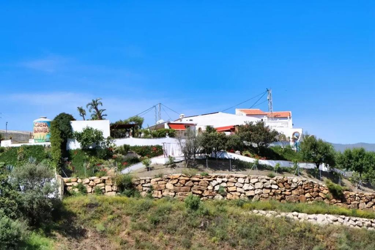 Exterior & Views 1, Casa Bambu Boutique Studios Andalusie with pool and Mountain Views, Málaga
