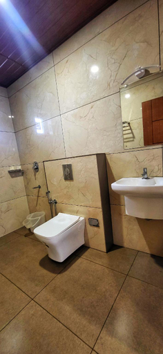 Bathroom, EVAARA RESORT, Idukki