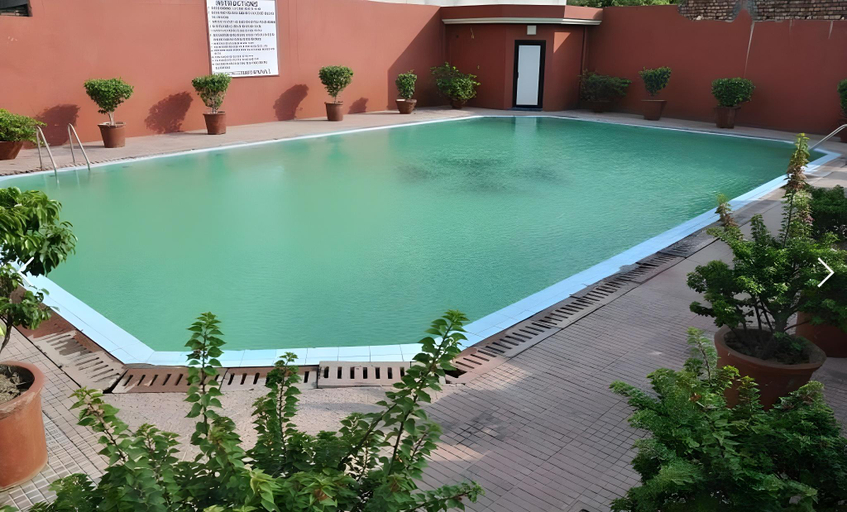 Others 4, Hotel Gold, Panipat