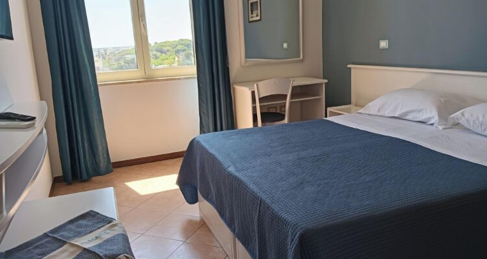 Bedroom 3, Hotel Club Perla, Lecce