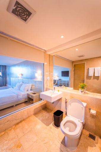 Bathroom 5, Grand Jatra Hotel Balikpapan, Balikpapan