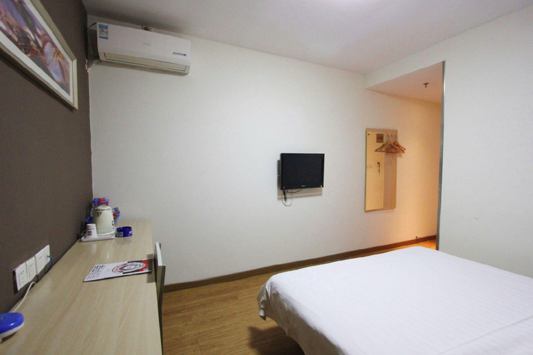 Bedroom 4, 7 Days Inn Weihai High-Speed Railway & Bus Station, Weihai