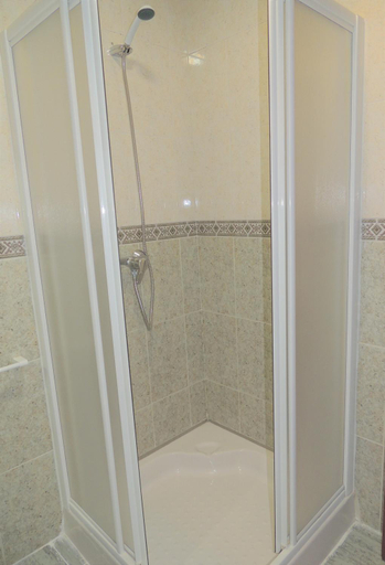 Bathroom 5, Balcon del Romeral, Málaga