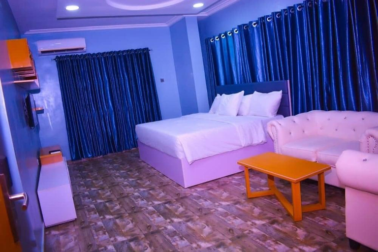 Bedroom 4, Camas Hotel & Suite Asero Abeokuta, Abeokuta South