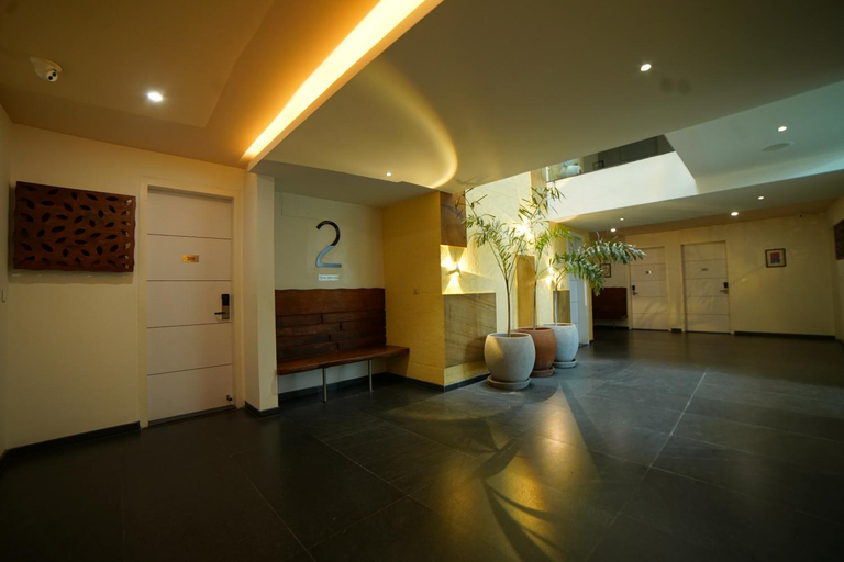 Others 4, Rohini Apart Hotel, Tiruchirappalli