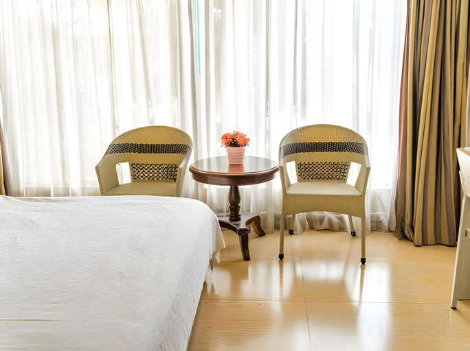 Bedroom 3, Jian Guo Grand Hotel, Vientiane