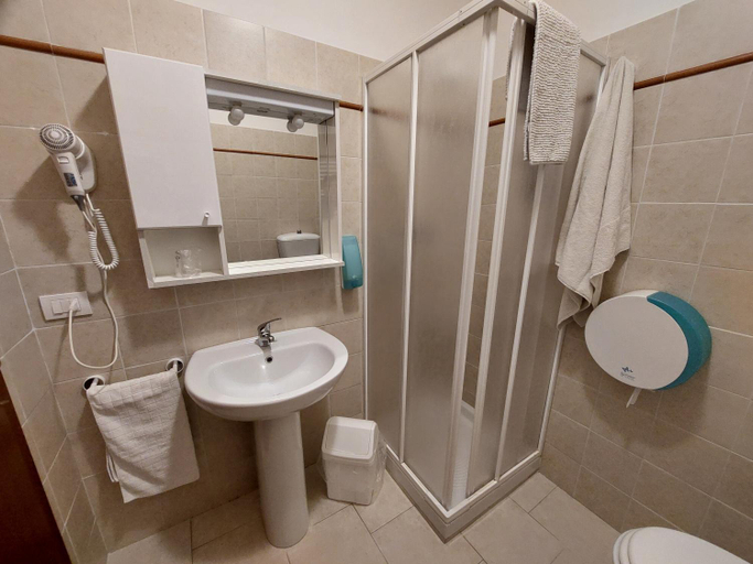 Bathroom 3, Agriturismo La Selva, Massa Carrara