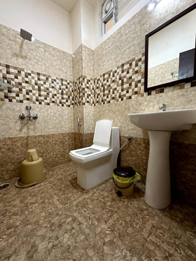 Bathroom 4, SVIKSHA INN, The Nilgiris