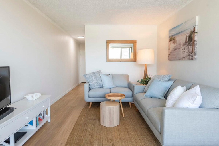 Others 5, Poppy's Place - oceanstays, Clarence Valley- Coast