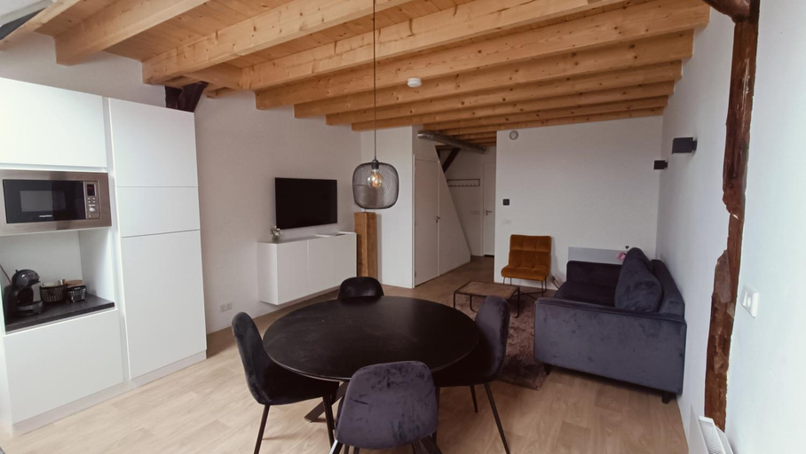 Others 3, Hoeve de Peel, Emmen