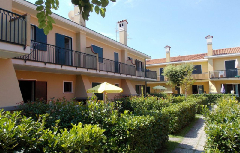 Exterior view 2, Renovated villa with garden and pool access, Venezia