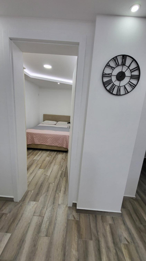 Others 5, Nomad Montenegro