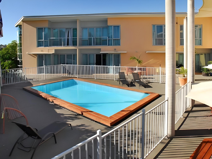 Sport & Beauty 2, Aristotles North Shore Motel Auckland, Waitakere