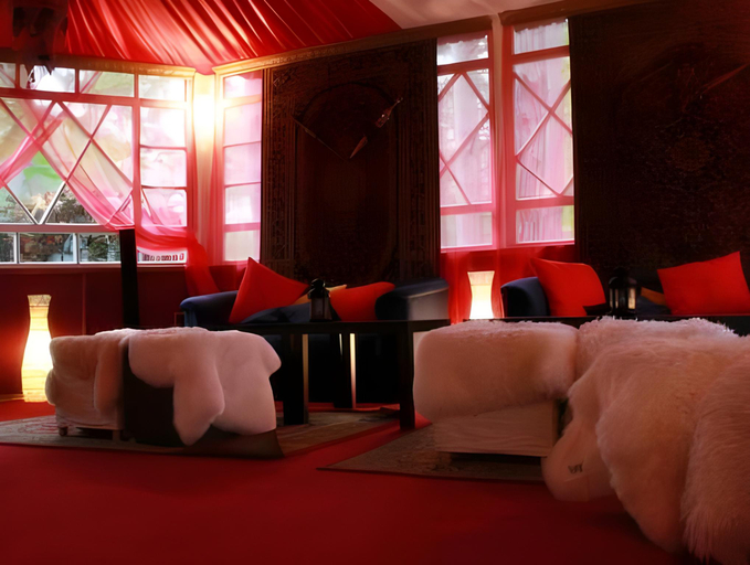 Coffee shop 4, Pine River Hotel, Zhukovskiy rayon