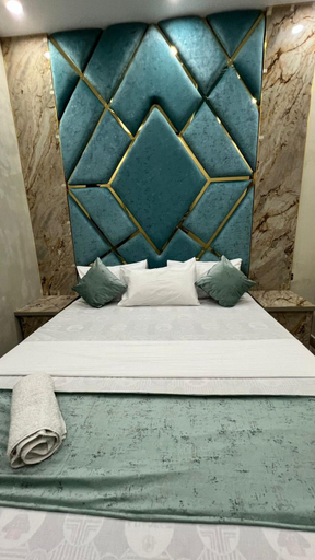 Bathroom 2, Hotel new royal palace, Lahore