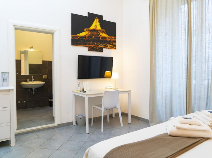 Bedroom 2, Salotto Piramide guesthouse, Roma