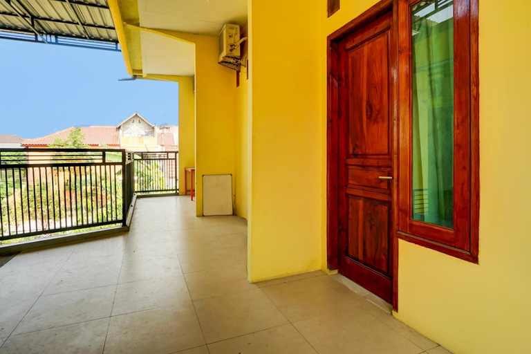 Exterior & Views 1, OYO Life 93300 Homestay Puri Anggrek Syariah - Wage, Sidoarjo