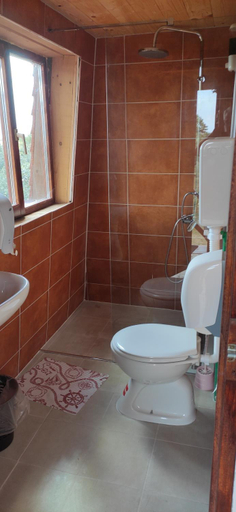 Bathroom 4, Salas Farma 47-Miris Dunja, Temerin