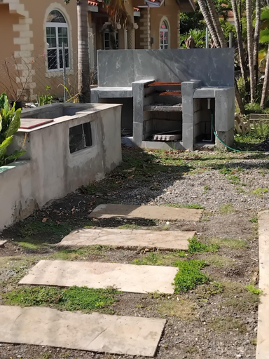 Others 5, The Dream Nest at Csompo Silver Manor