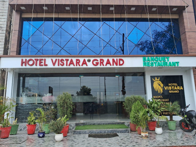 Exterior & Views 2, Hotel Vistara Grand, Hardwar