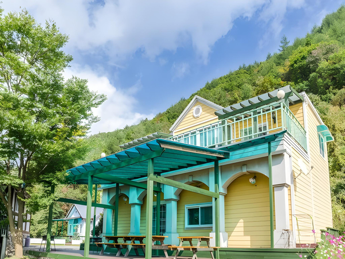 Exterior & Views, Nostalgia Pension, Pyeongchang